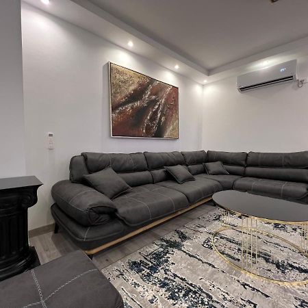 Apartment Tirana On Myslym Shyri Εξωτερικό φωτογραφία