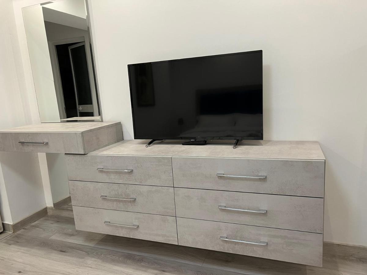 Apartment Tirana On Myslym Shyri Εξωτερικό φωτογραφία