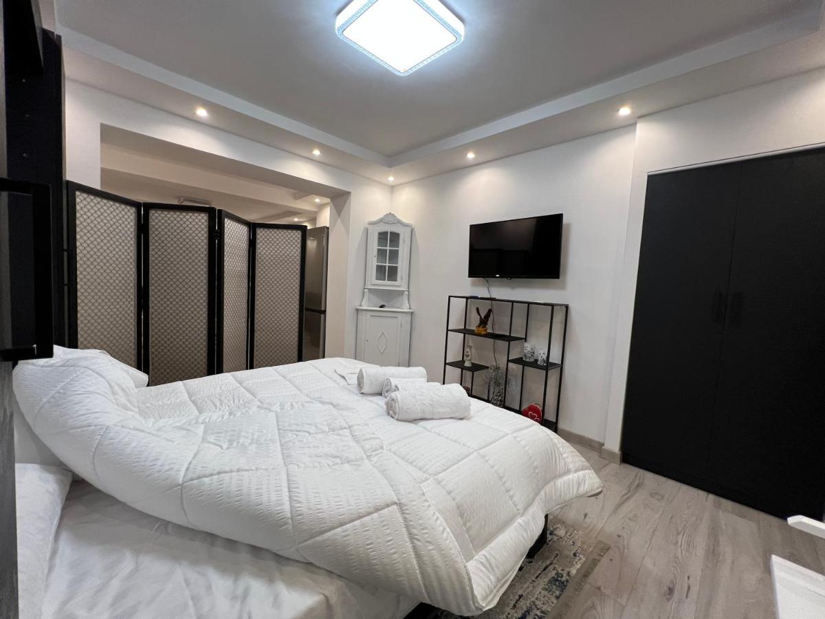 Apartment Tirana On Myslym Shyri Εξωτερικό φωτογραφία